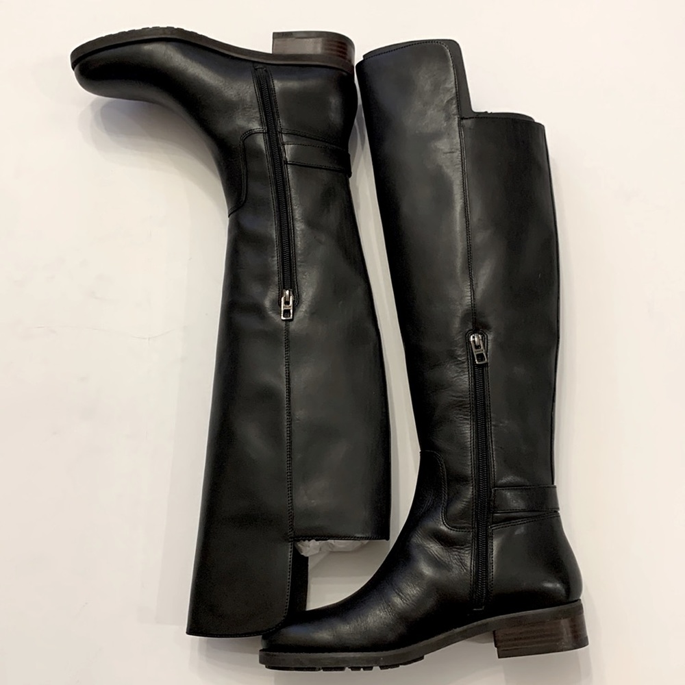 COACH Elegant Black Leather Riding Boots - Picture 5 of 13